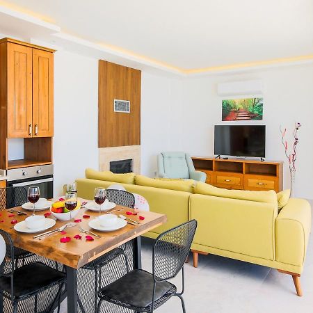 Villa 3 Sleeps 4 Isolated Honeymoon-Villa Lale Uzumlu  Exterior foto